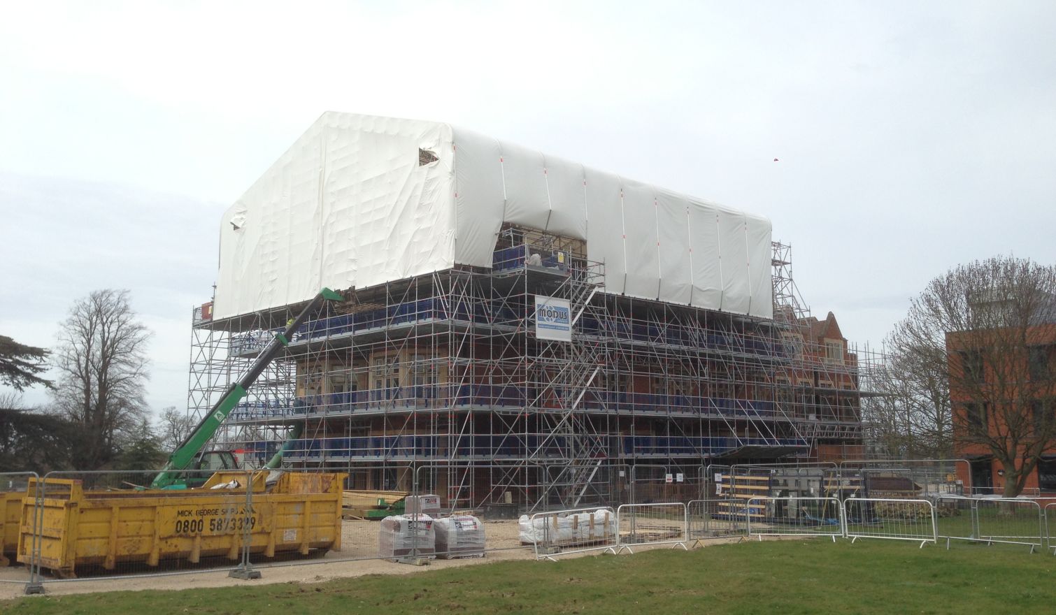 Tempsford Hall - Layher Keder XL Rolling Roof and Allround Access Scaffold