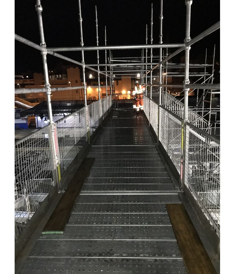 Stirling Train Station, Scotland - Various Scaffolds